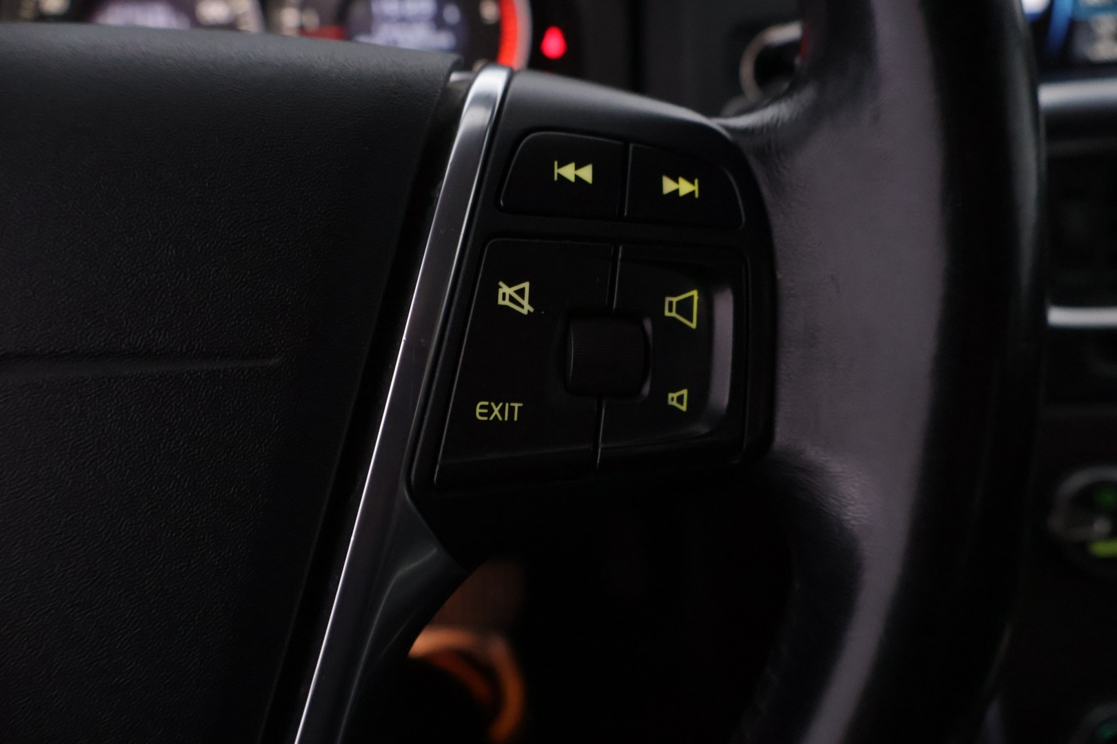 VOLVO V60 2013