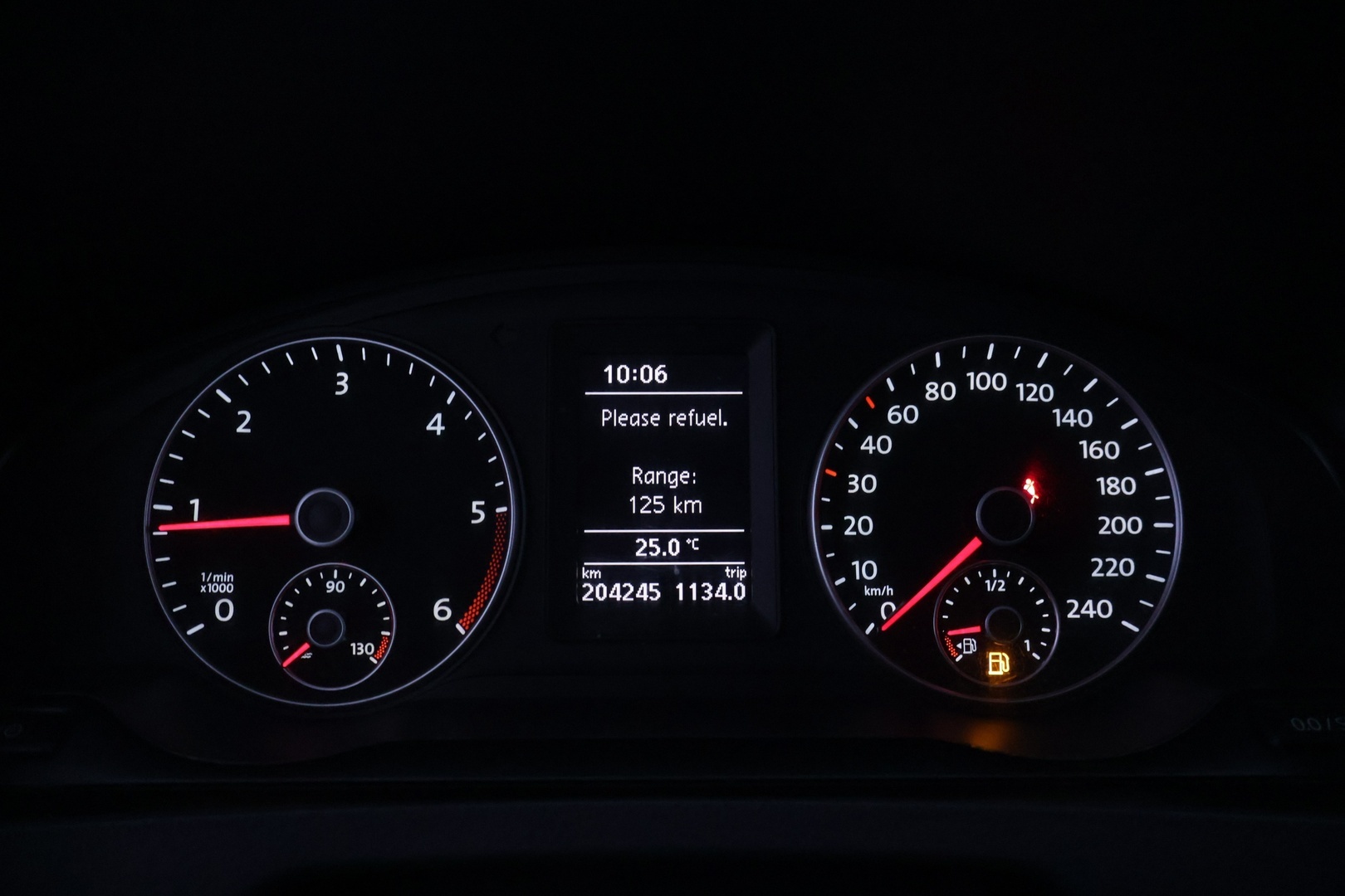 VOLKSWAGEN Caravelle 2014