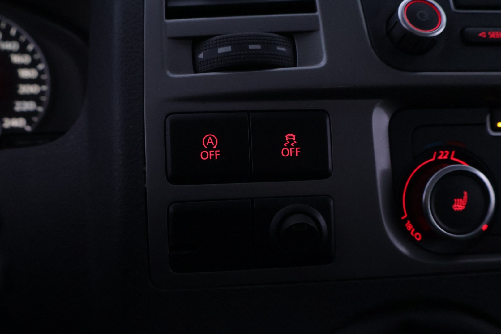 VOLKSWAGEN Caravelle 2014