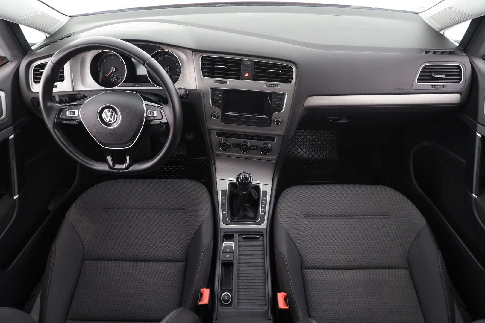 VOLKSWAGEN Golf 2015