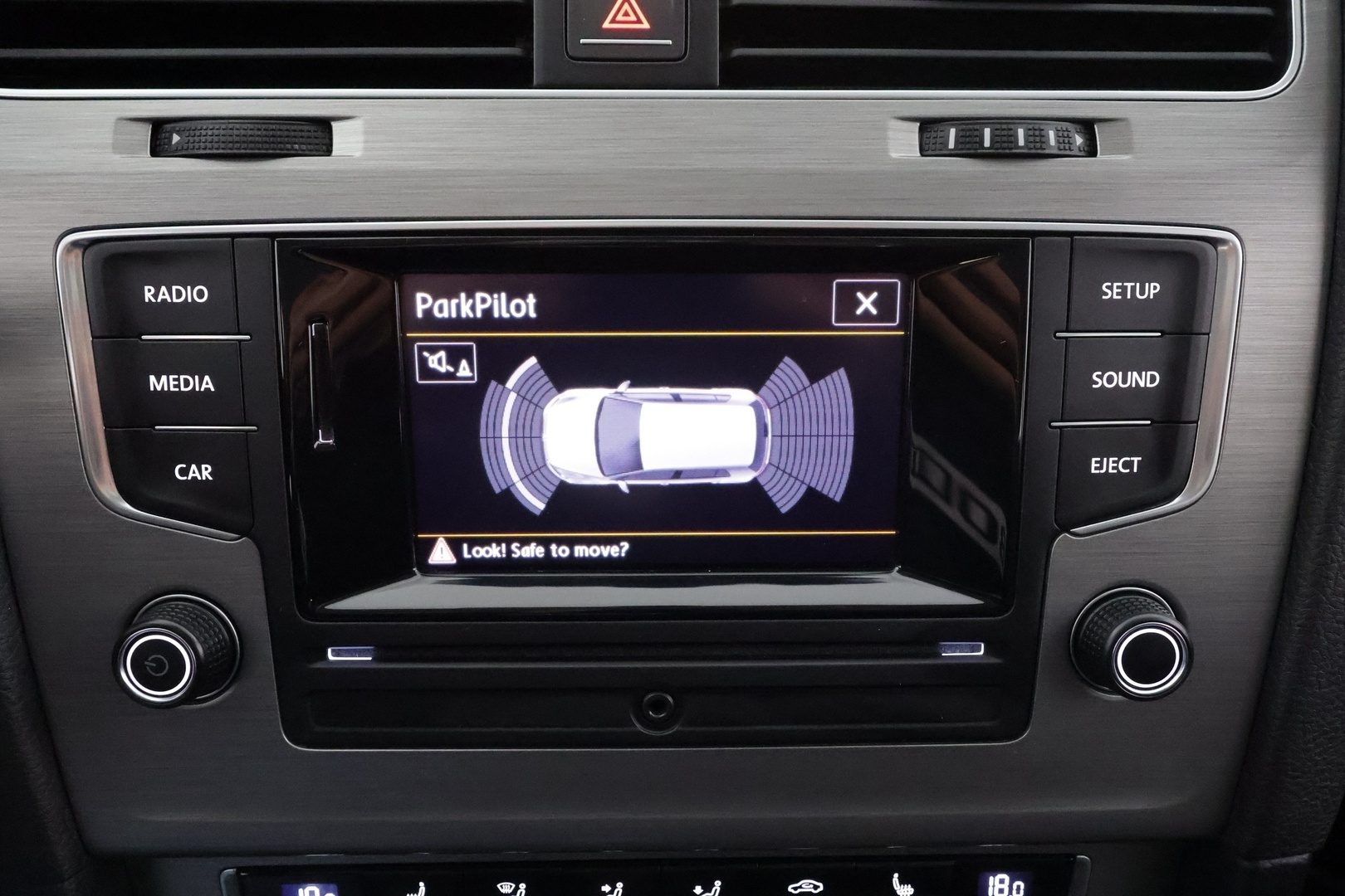 VOLKSWAGEN Golf 2015