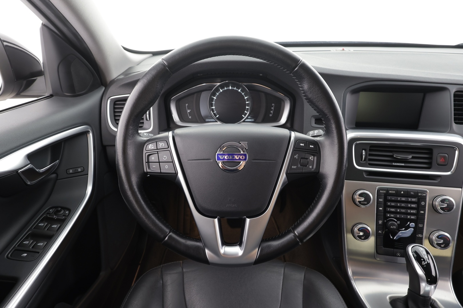 VOLVO V60 2017