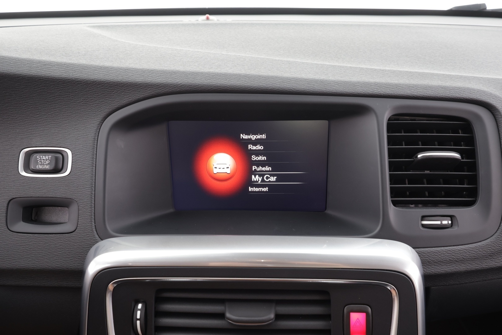 VOLVO V60 2017