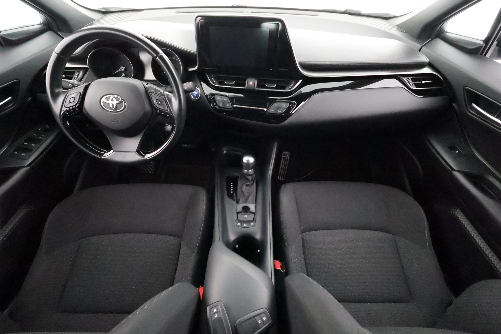 TOYOTA C-HR 2019