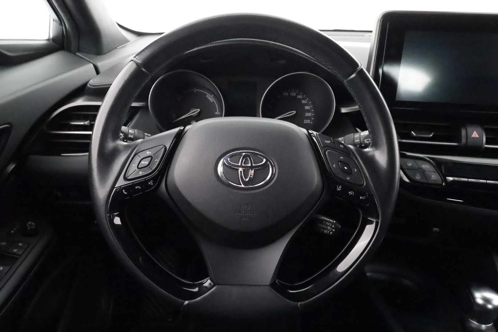 TOYOTA C-HR 2019