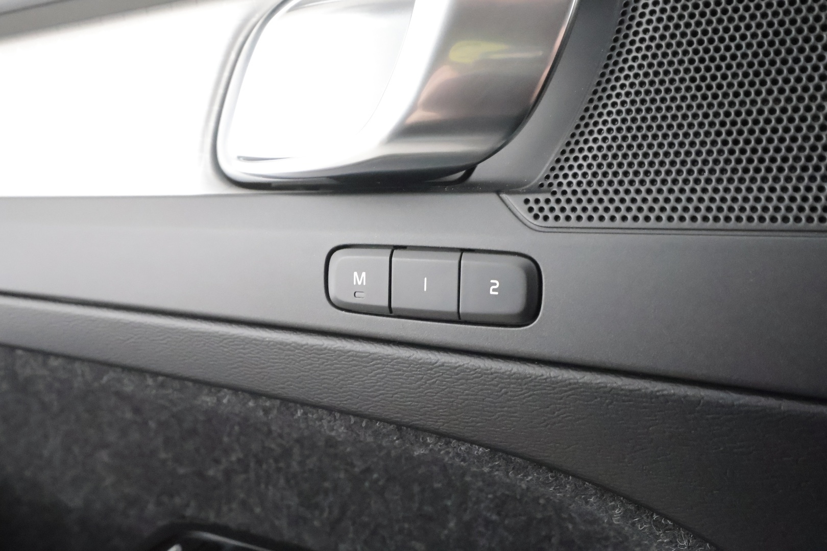 VOLVO XC40 2020