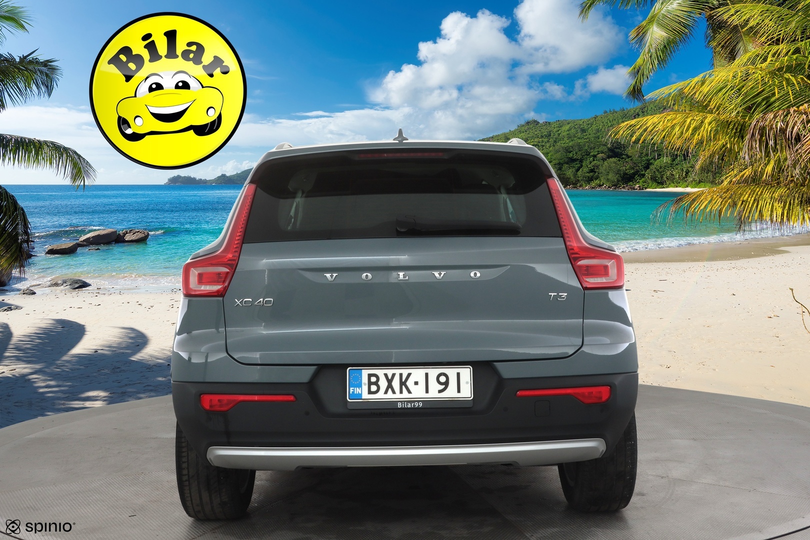 VOLVO XC40 2020