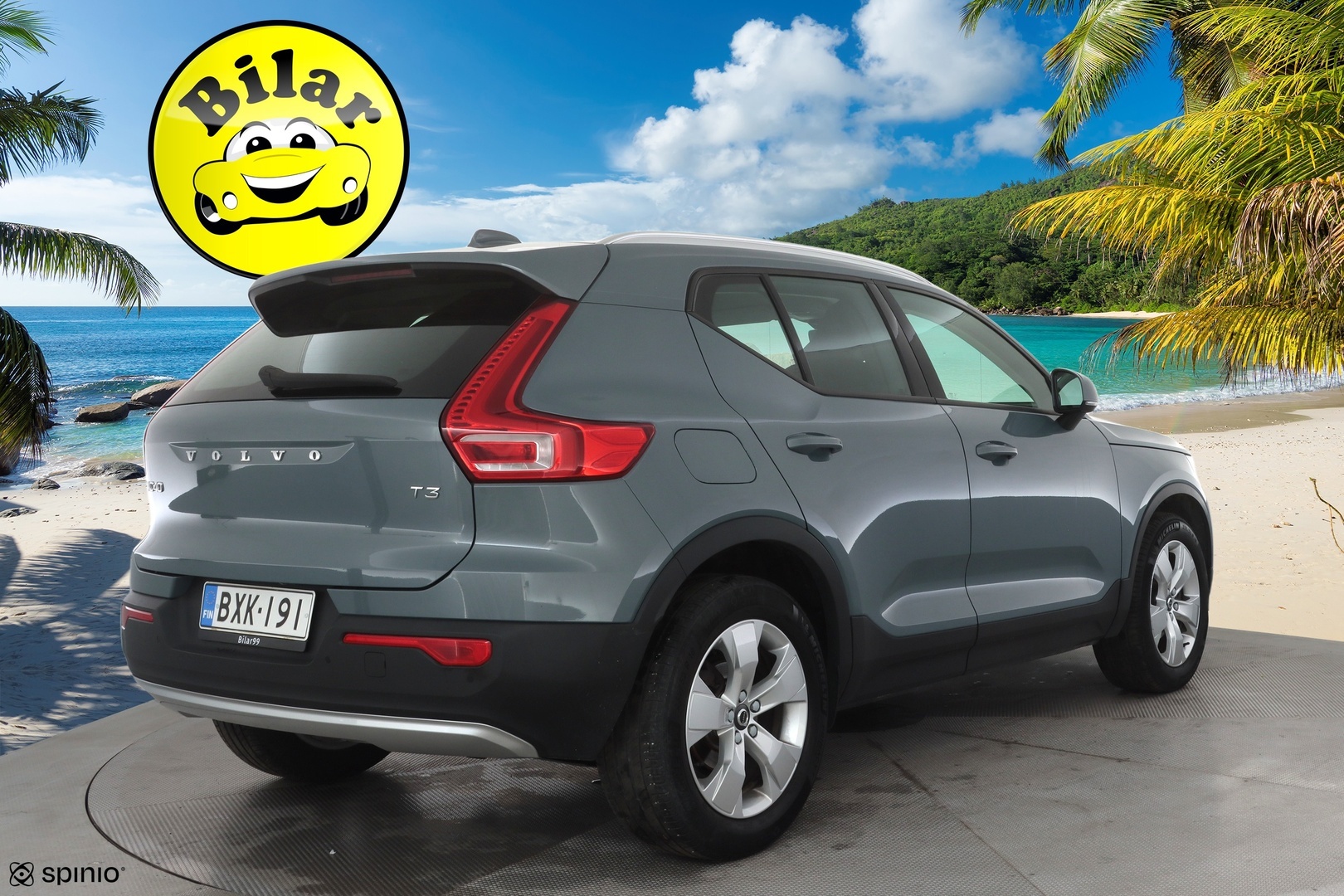 VOLVO XC40 2020