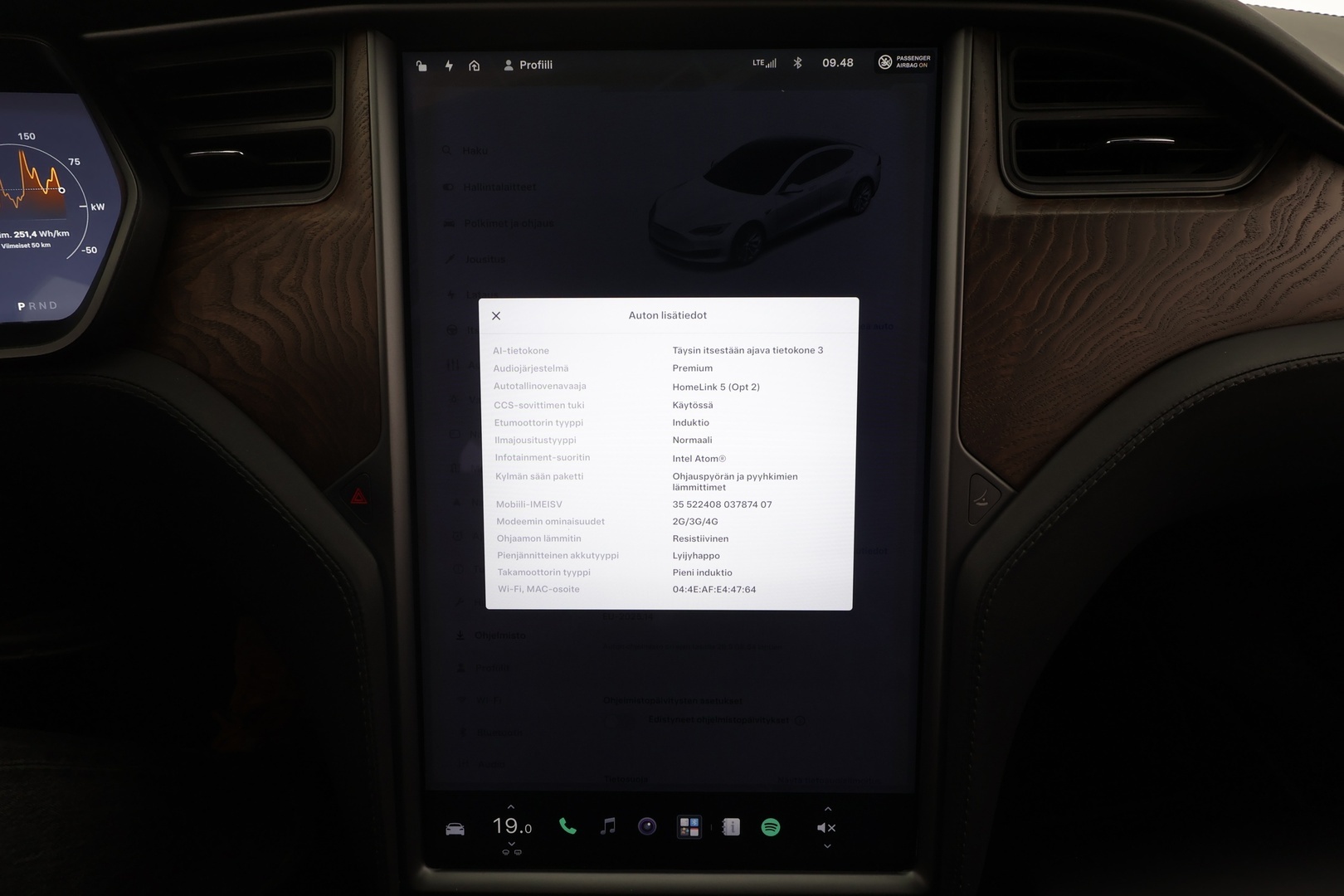 TESLA Model S 2019