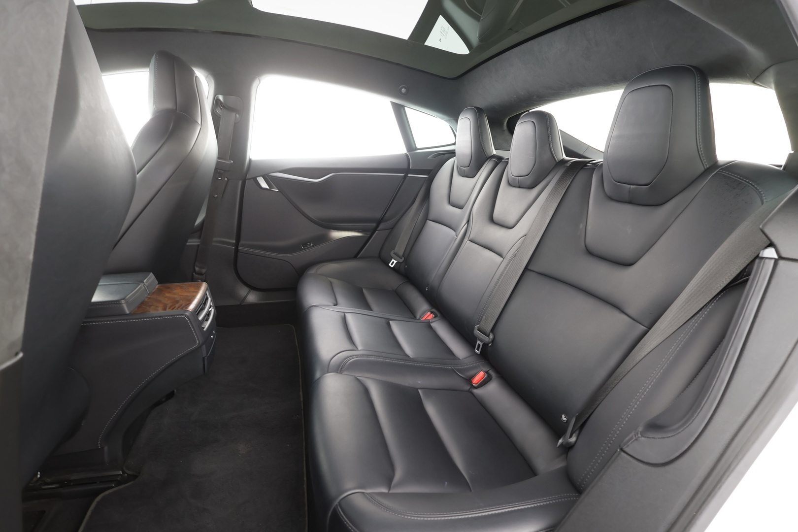 TESLA Model S 2019