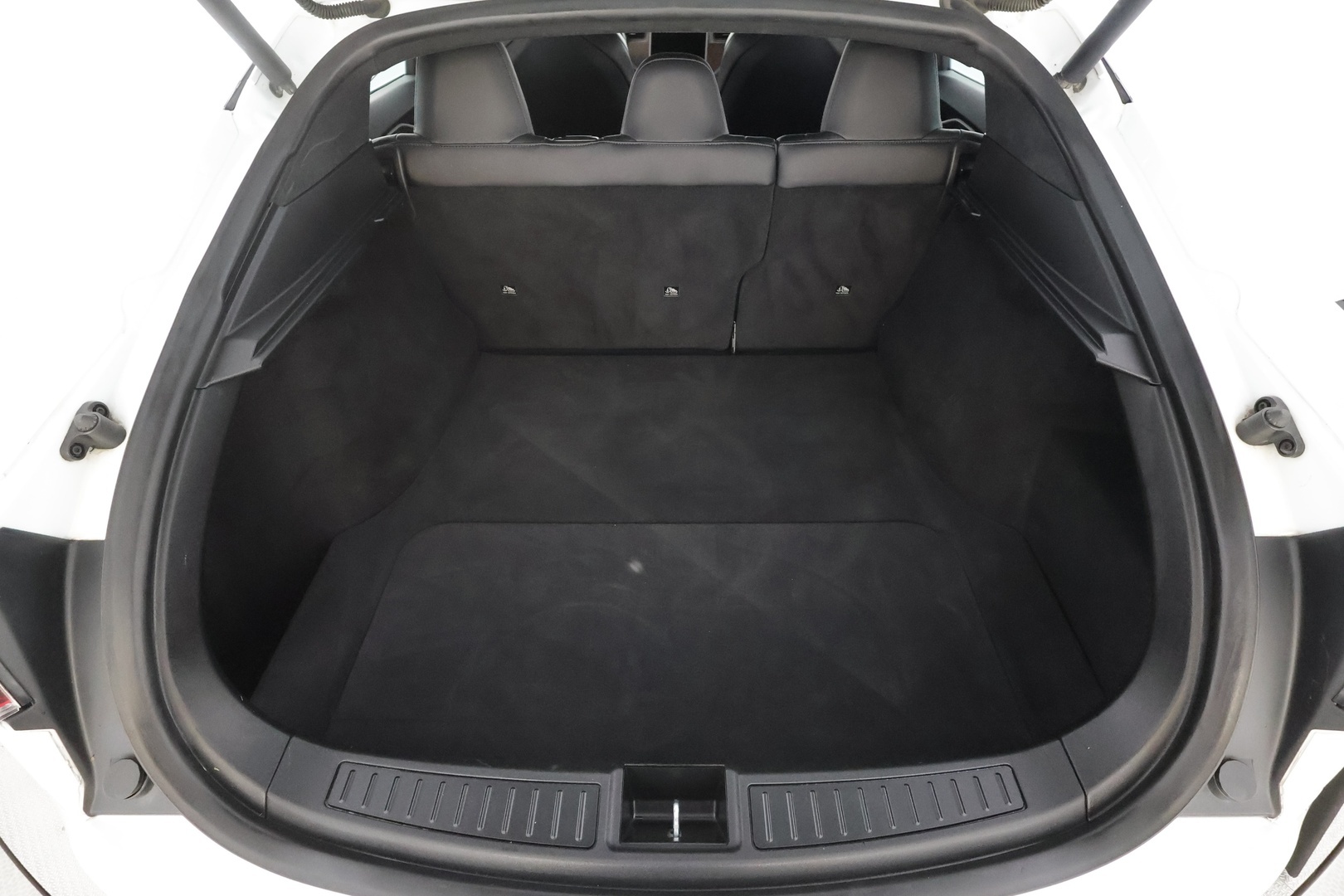 TESLA Model S 2019
