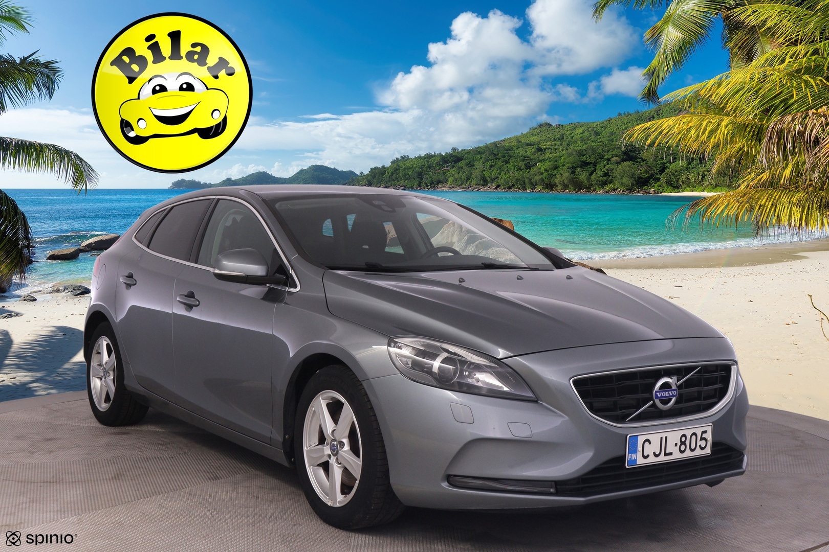 VOLVO V40 2015