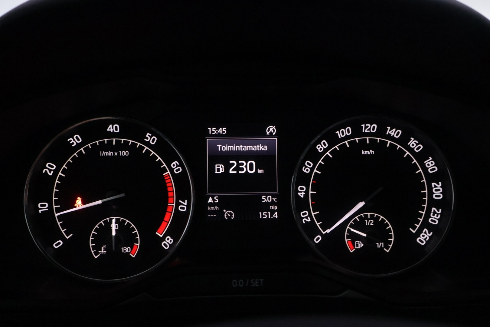 SKODA Superb 2016