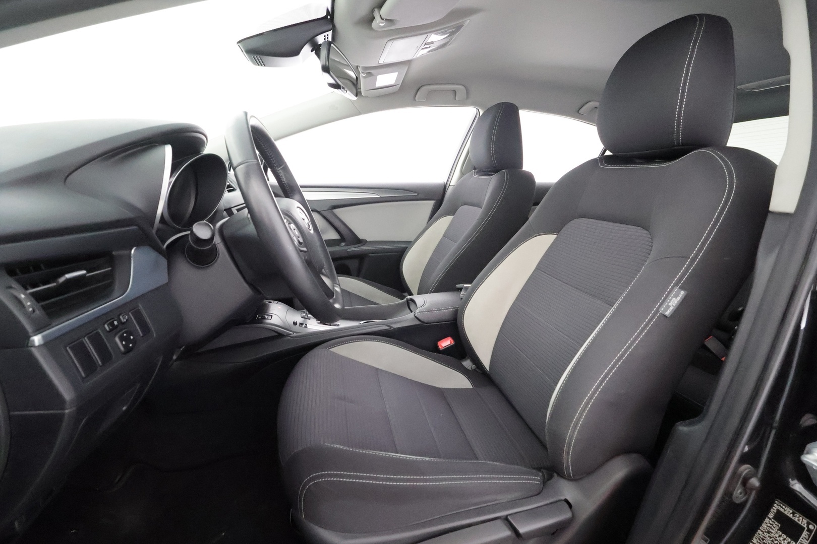 TOYOTA Avensis 2018