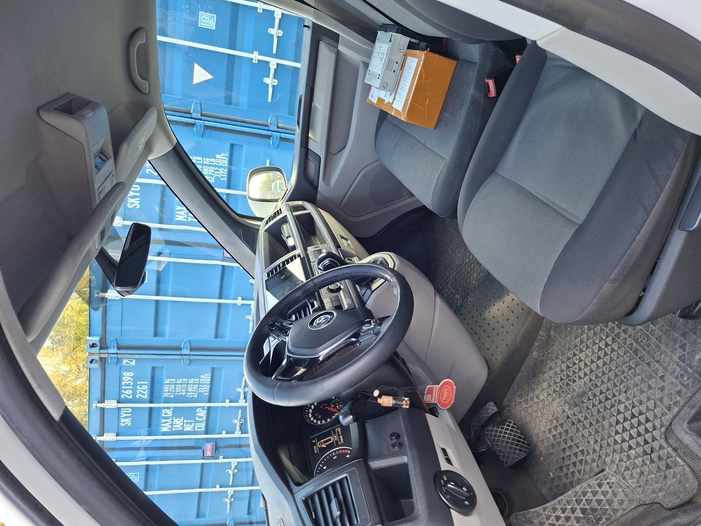 VOLKSWAGEN Transporter 2018