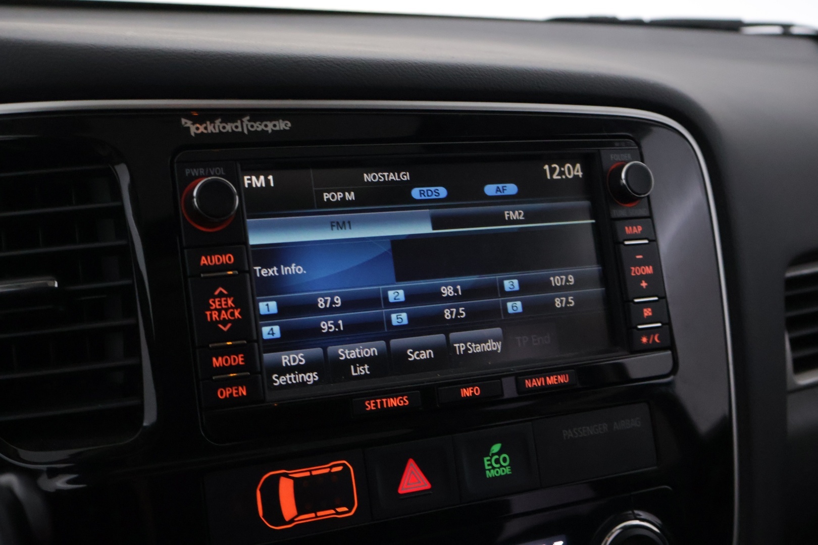 MITSUBISHI OUTLANDER PHEV 2014