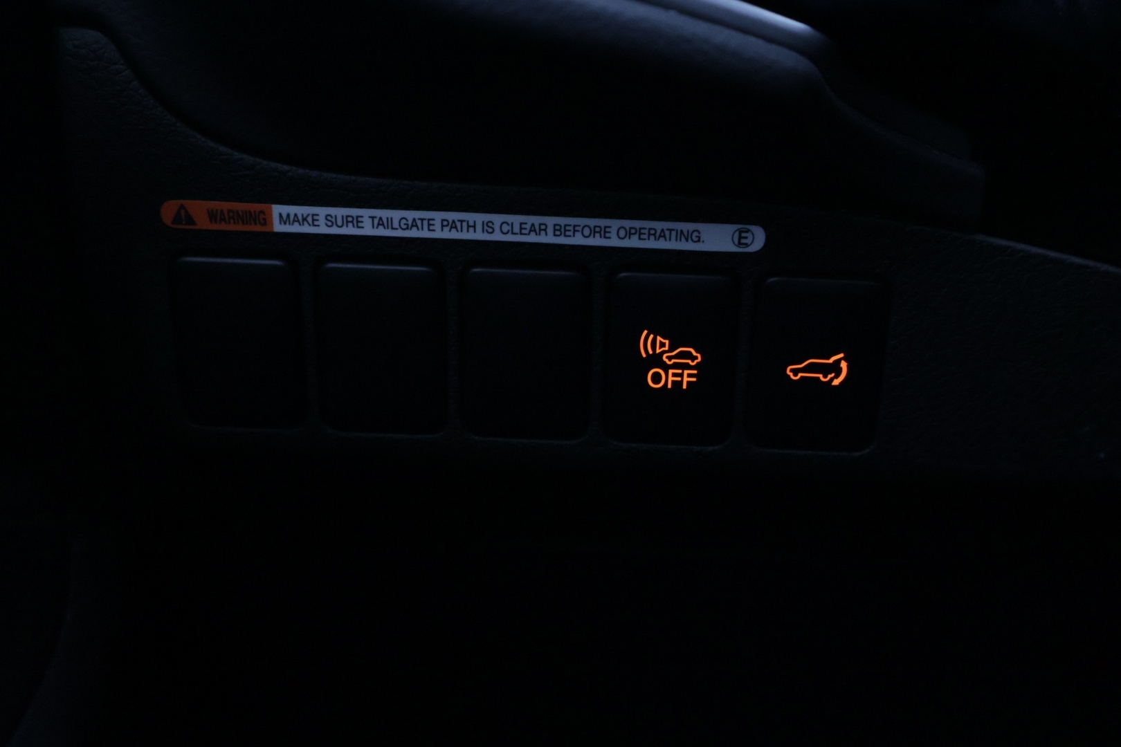 MITSUBISHI OUTLANDER PHEV 2014