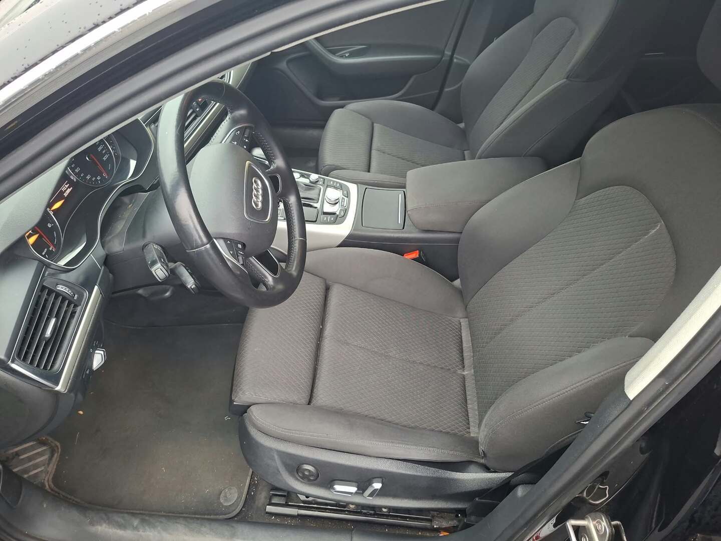 AUDI A6 2016