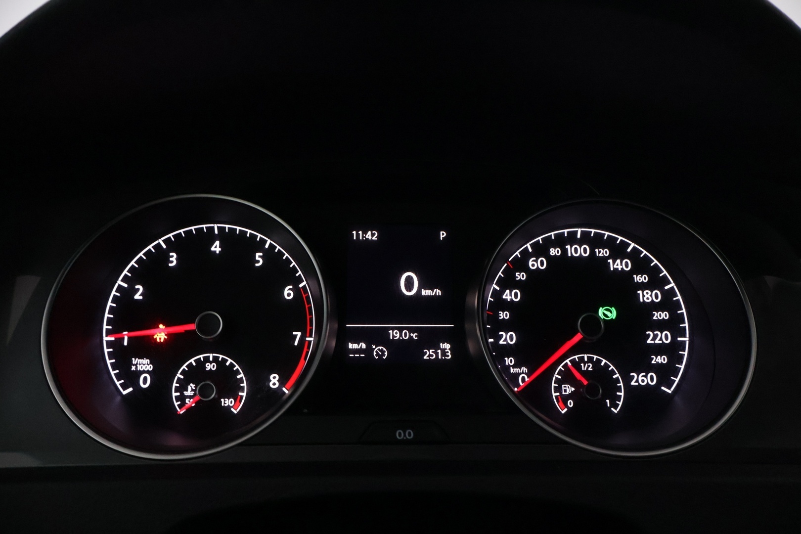VOLKSWAGEN Golf 2016