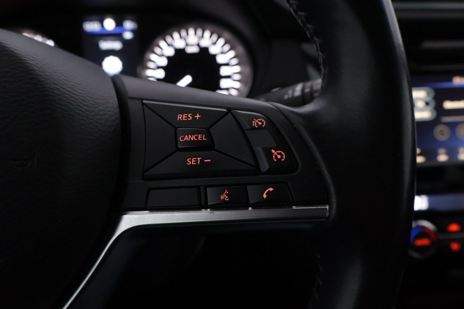 NISSAN Qashqai 2020