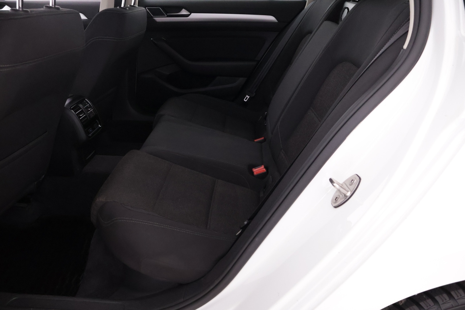 VOLKSWAGEN Passat 2019