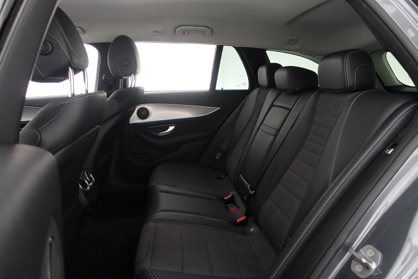 MERCEDES-BENZ E 2017