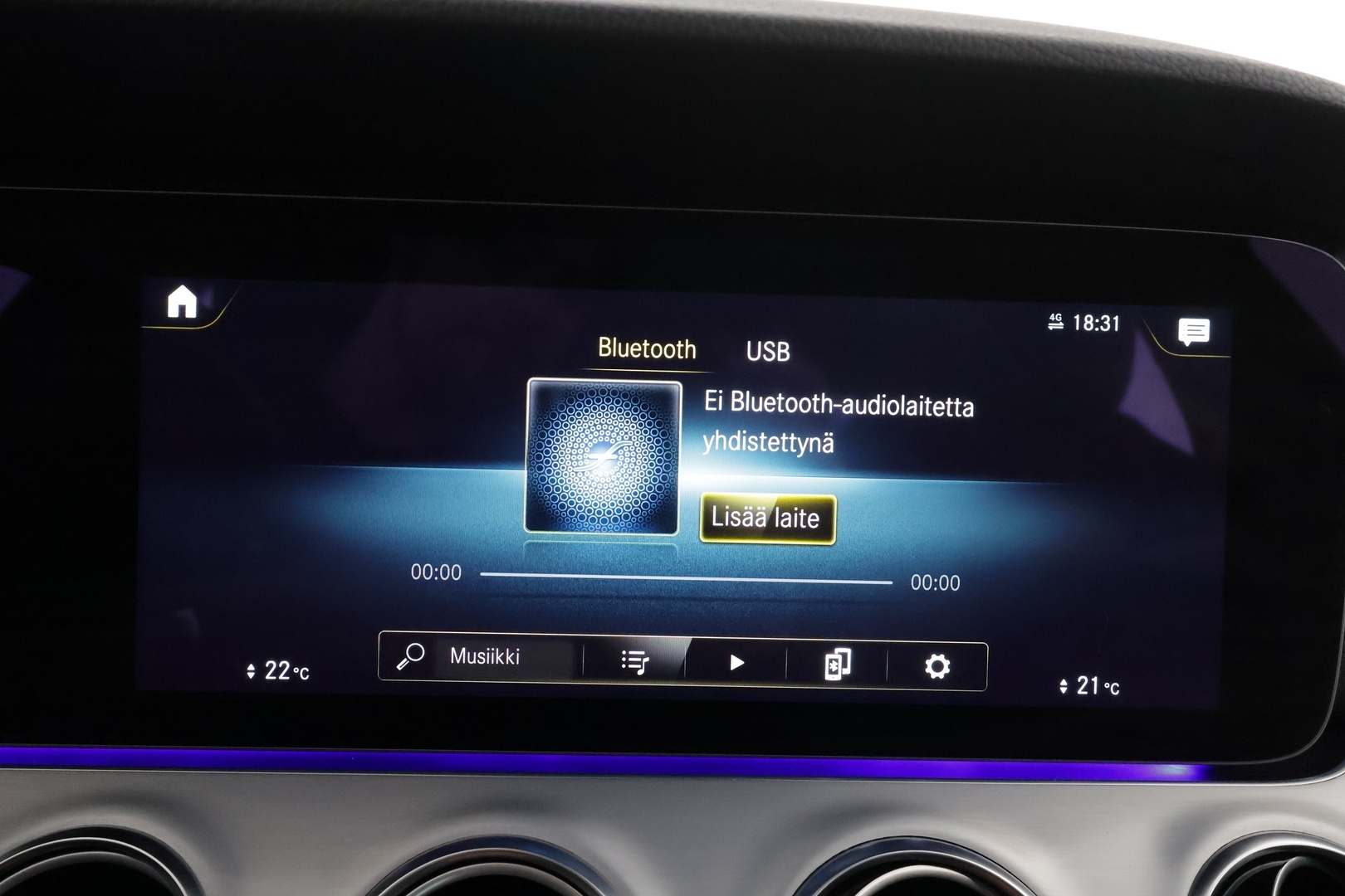 MERCEDES-BENZ E 2022