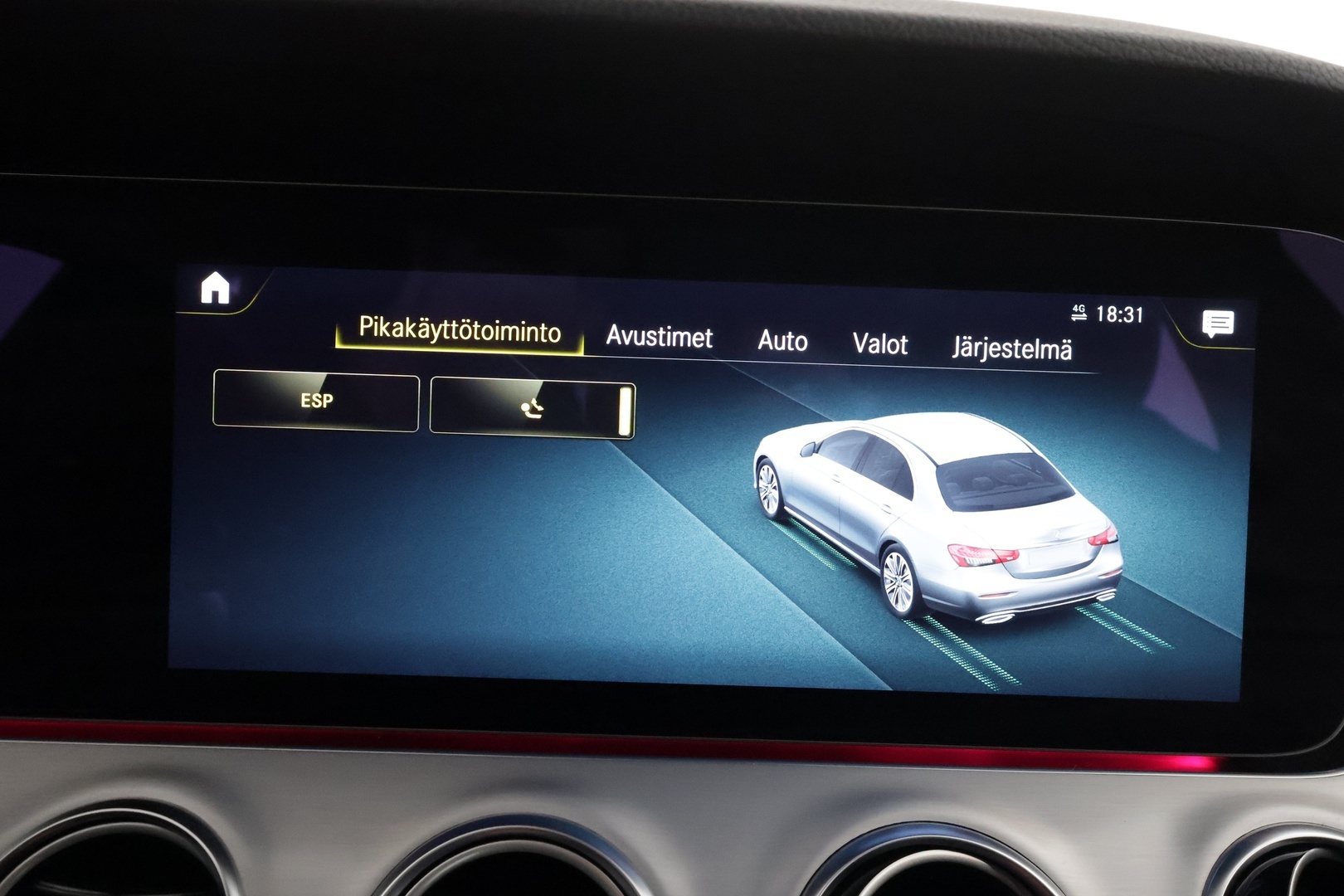 MERCEDES-BENZ E 2022