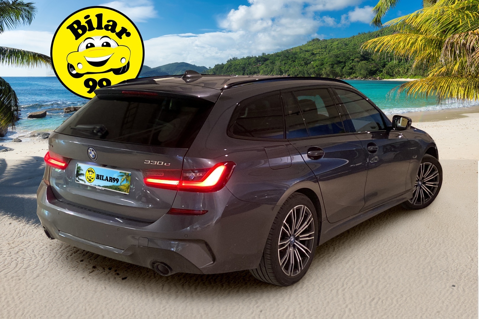 BMW 330 2022