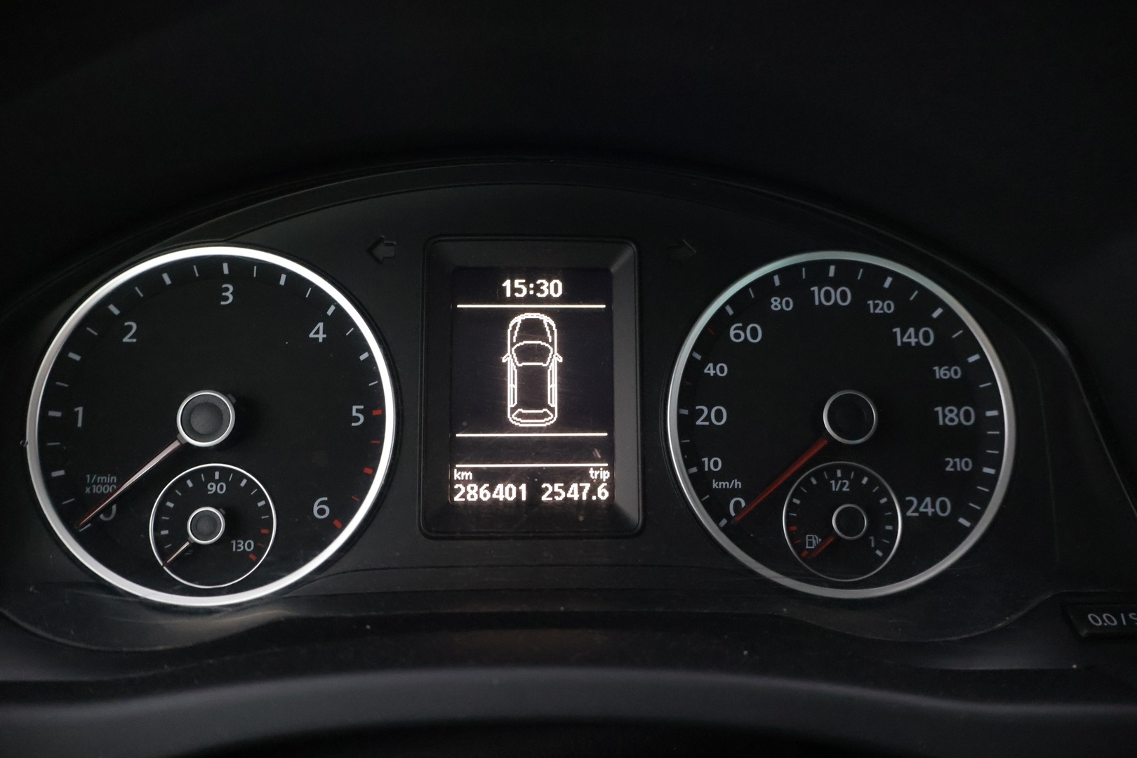 VOLKSWAGEN Tiguan 2011
