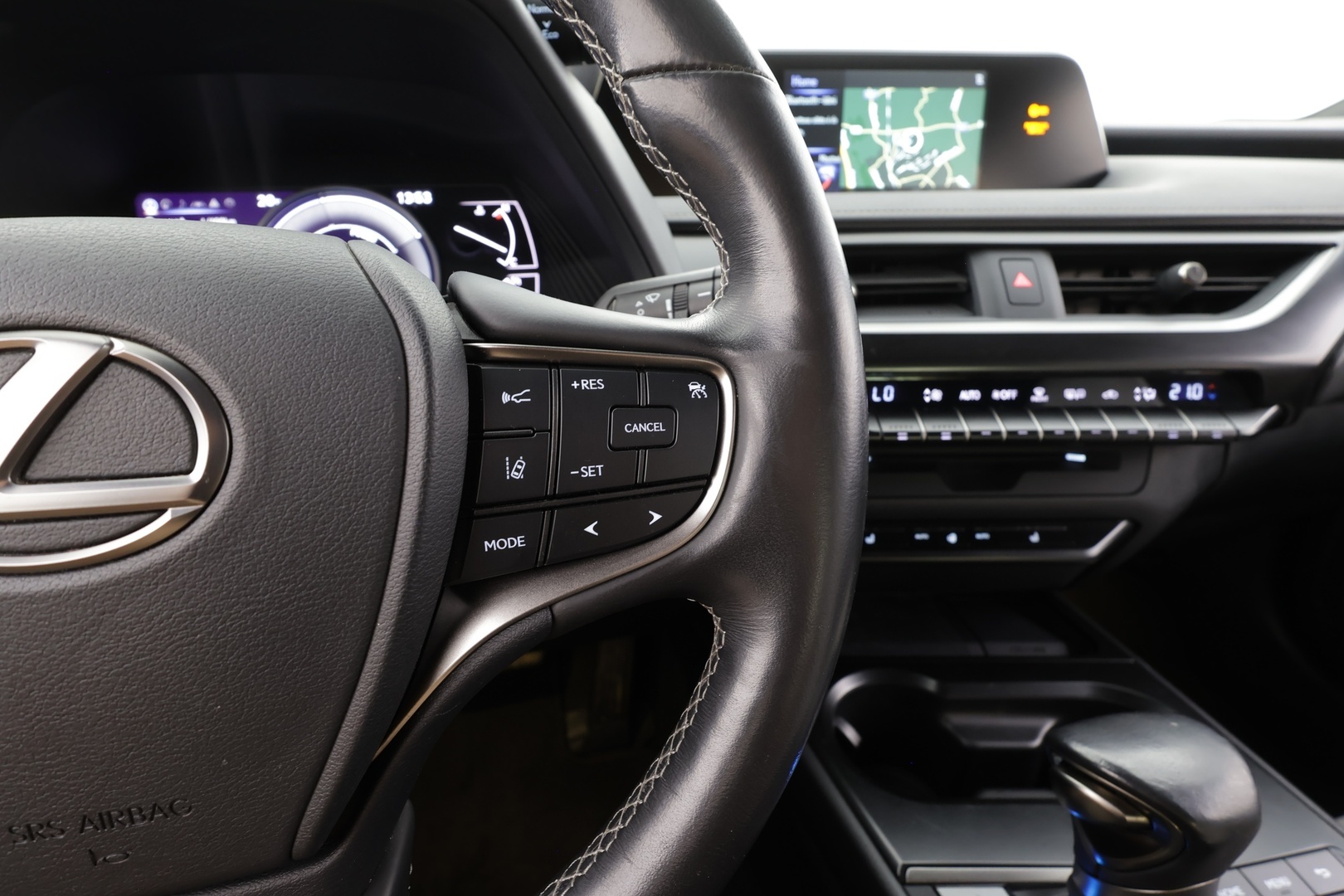 LEXUS UX 2019