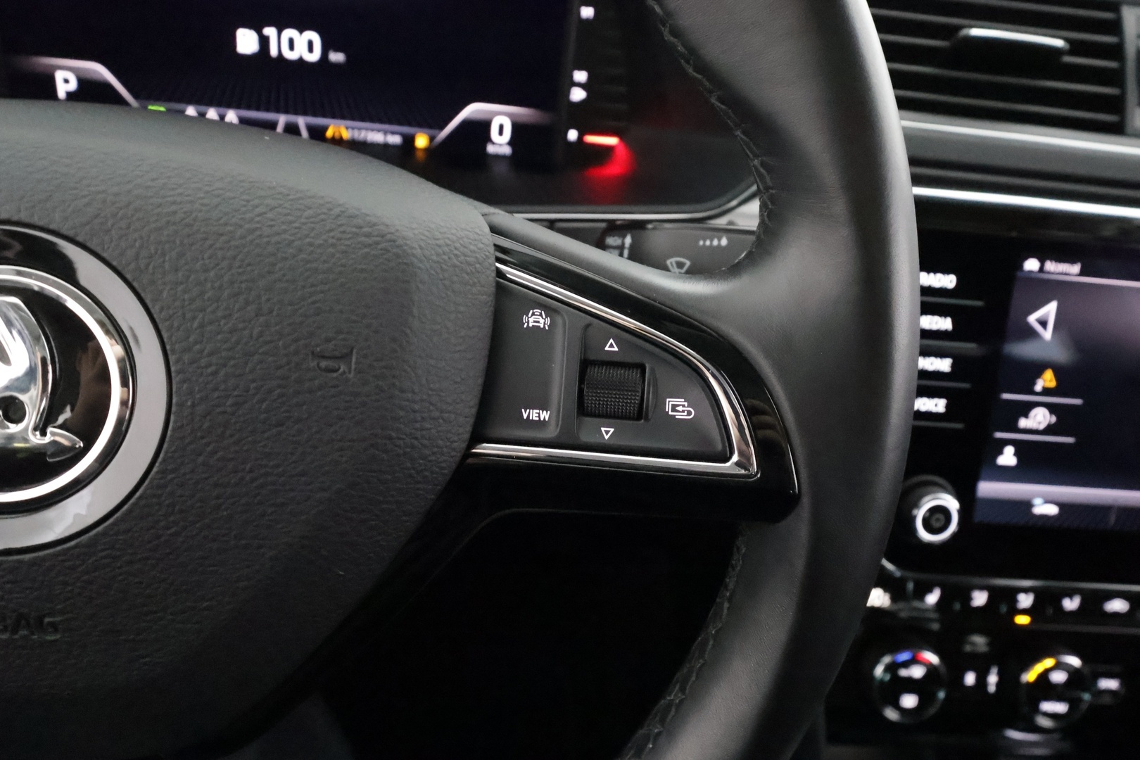 SKODA Superb 2019