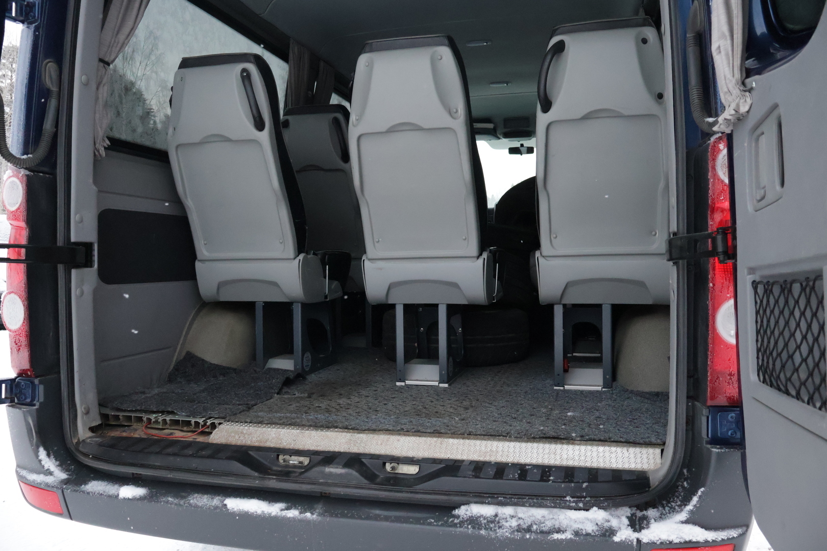 VOLKSWAGEN Crafter 2012