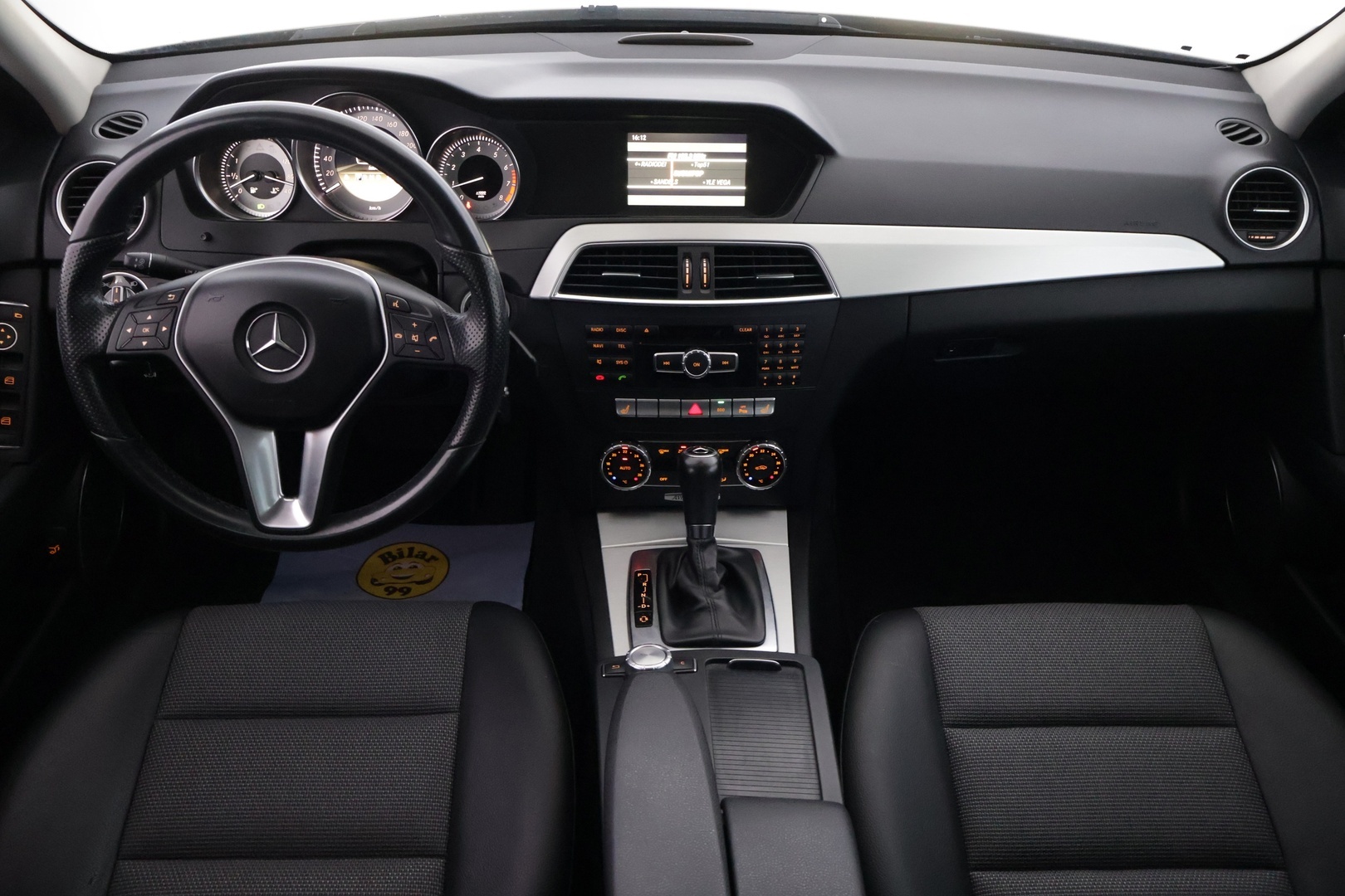 MERCEDES-BENZ C 2011
