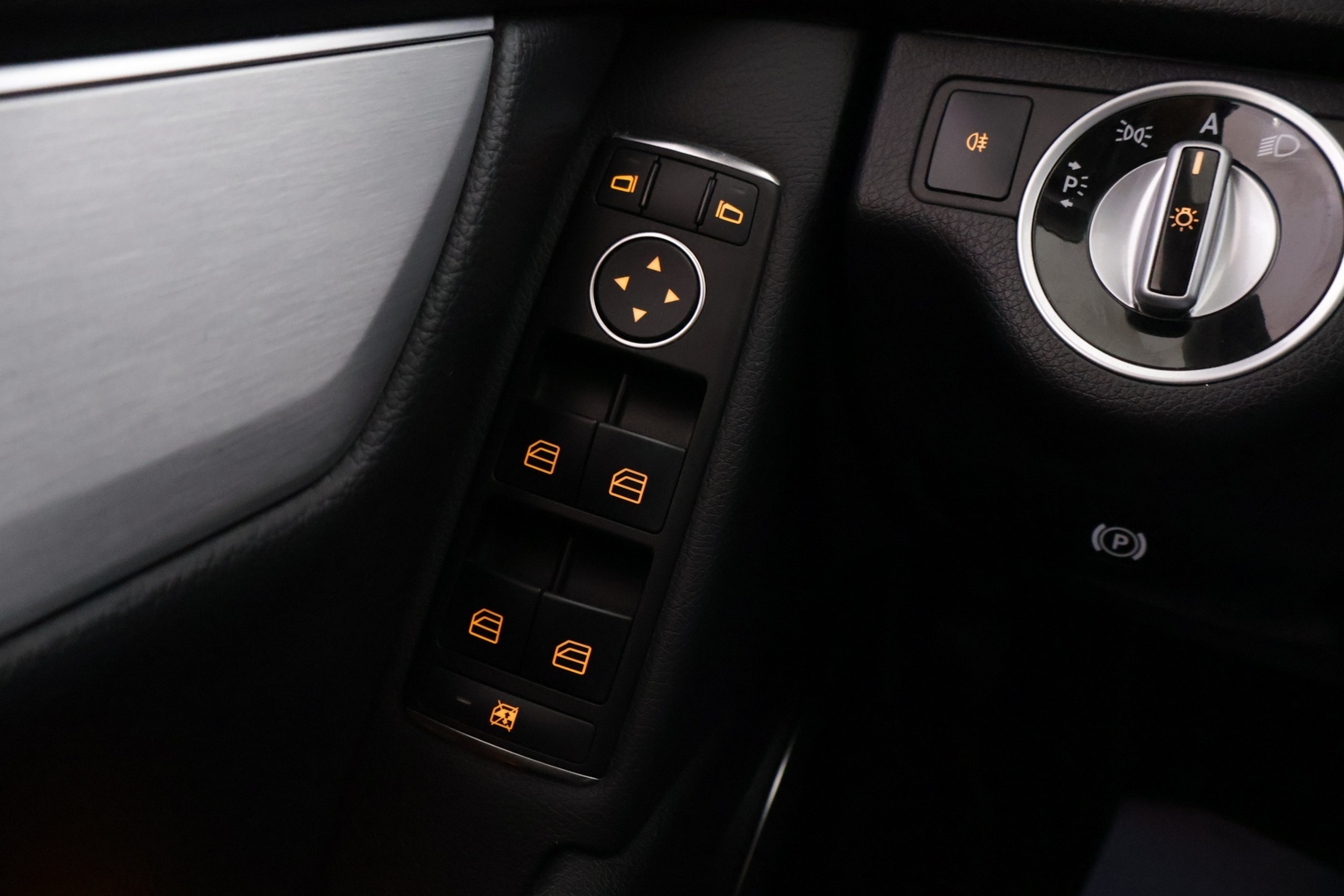 MERCEDES-BENZ C 2011
