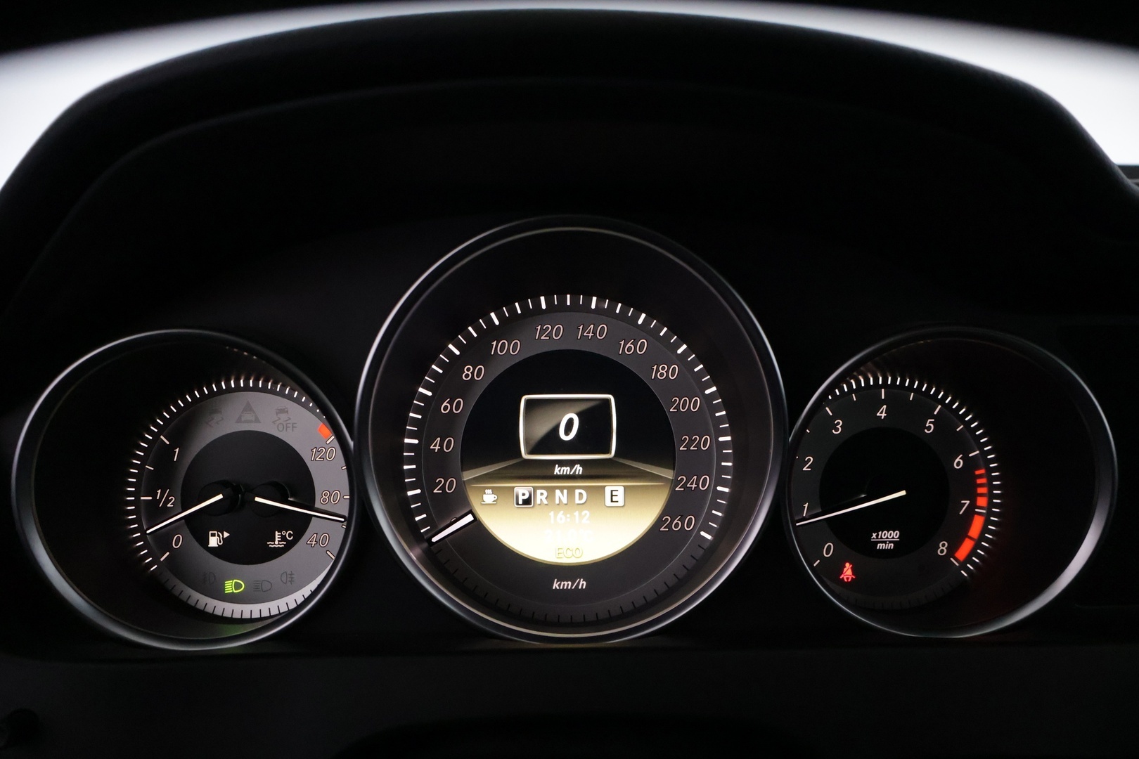 MERCEDES-BENZ C 2011
