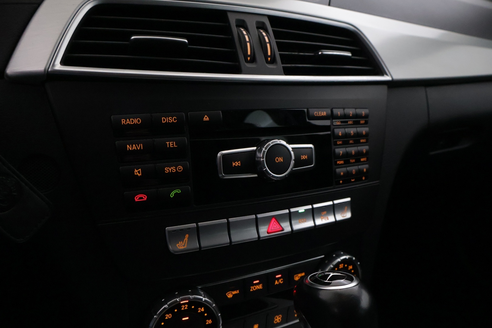 MERCEDES-BENZ C 2011
