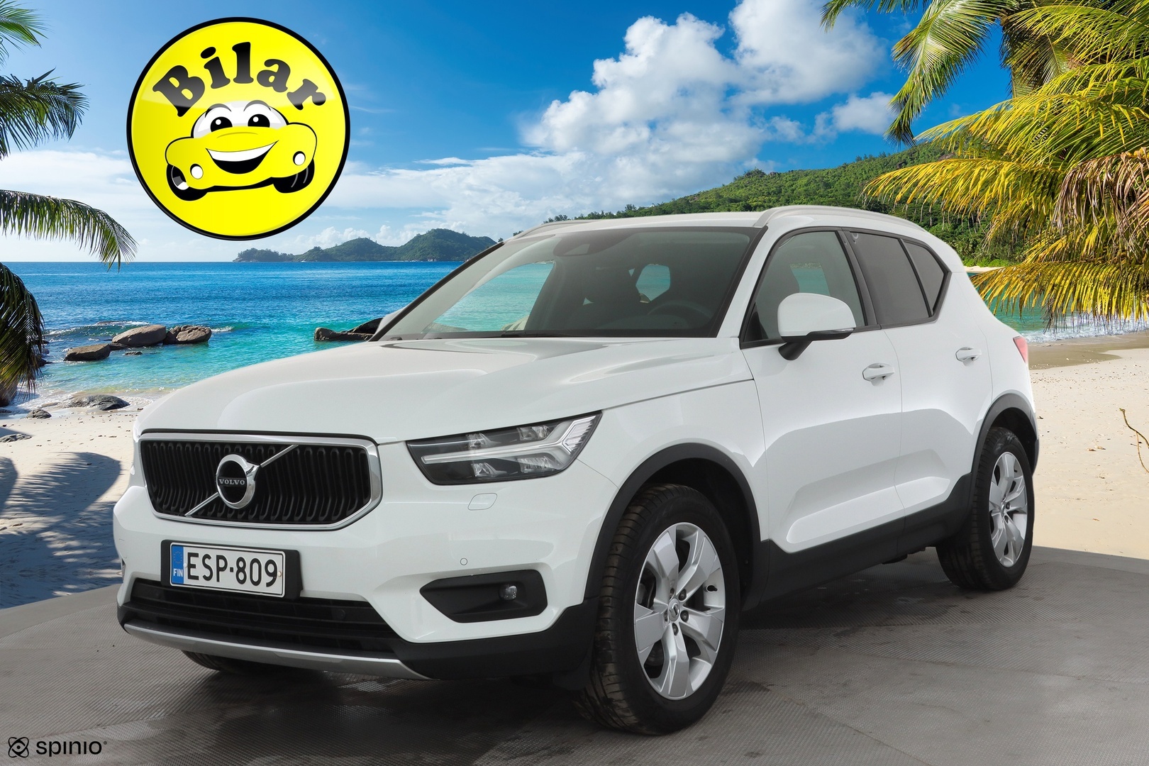 VOLVO XC40 2021