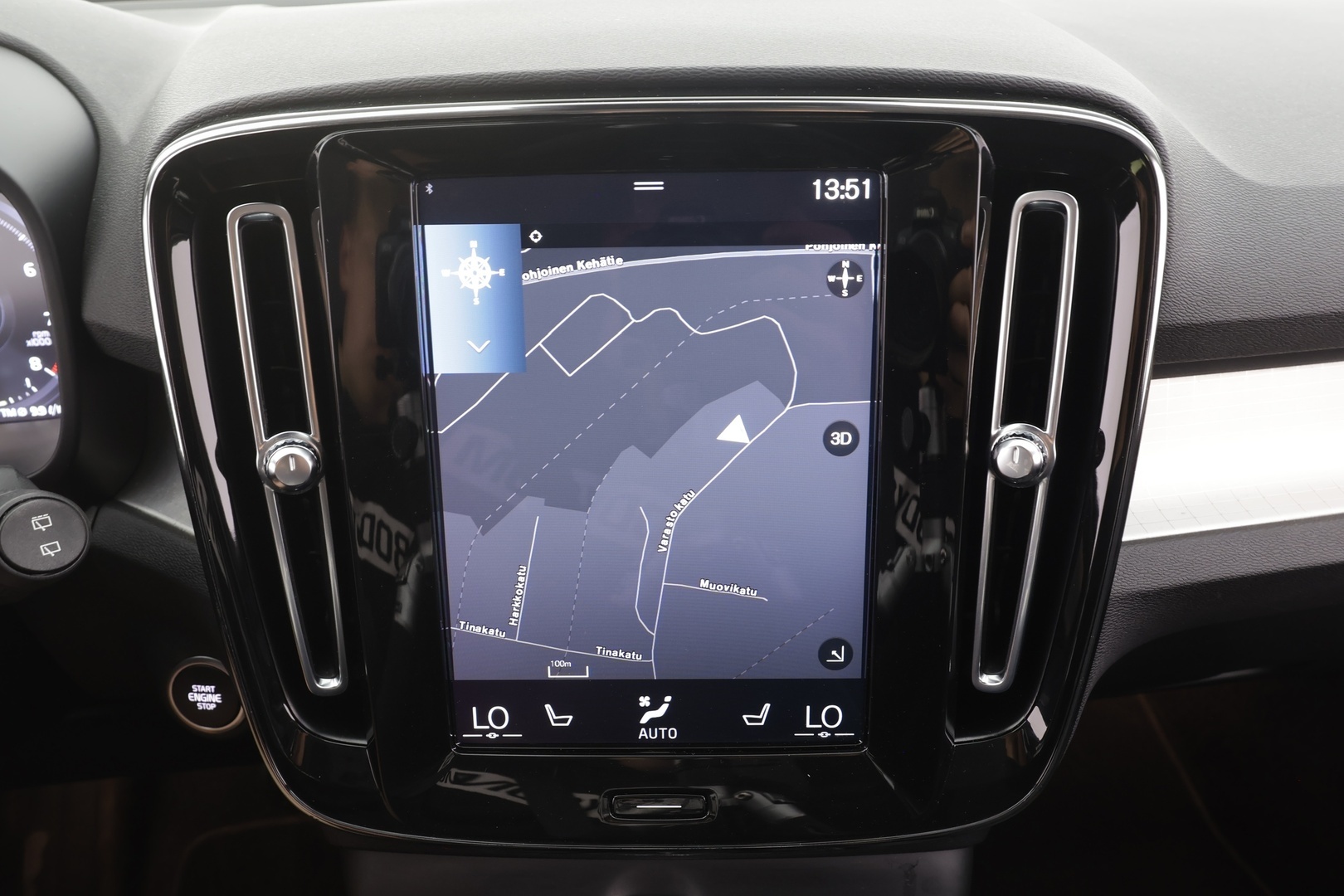 VOLVO XC40 2021