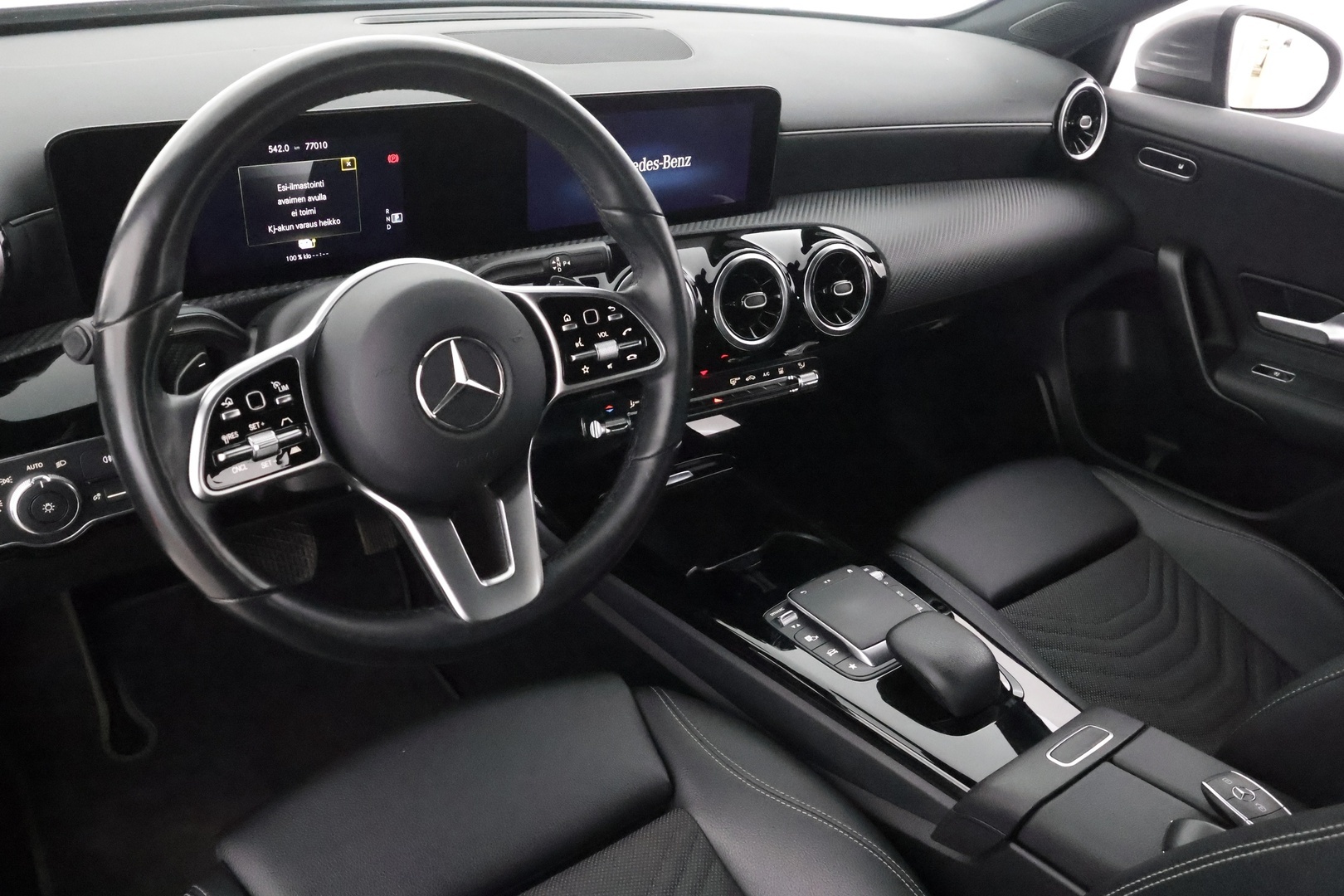 MERCEDES-BENZ A 2021