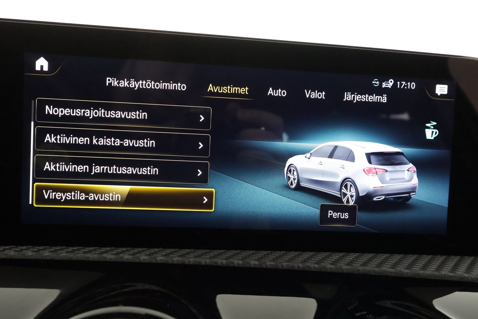 MERCEDES-BENZ A 2021