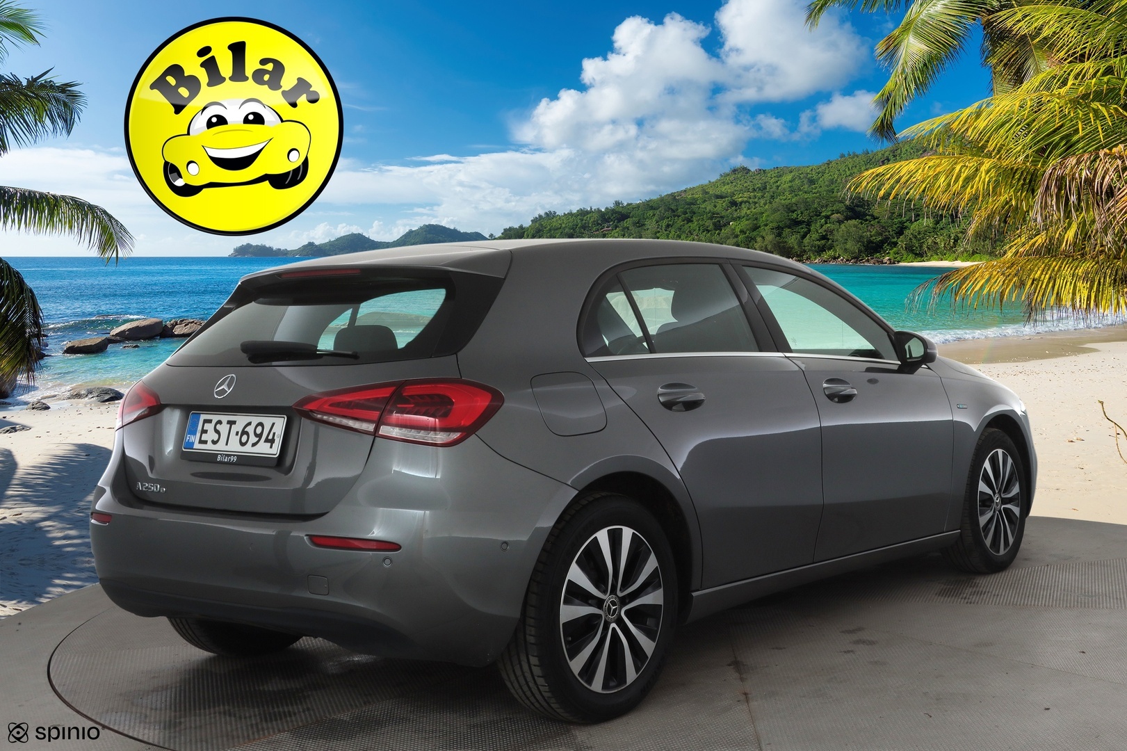 MERCEDES-BENZ A 2021
