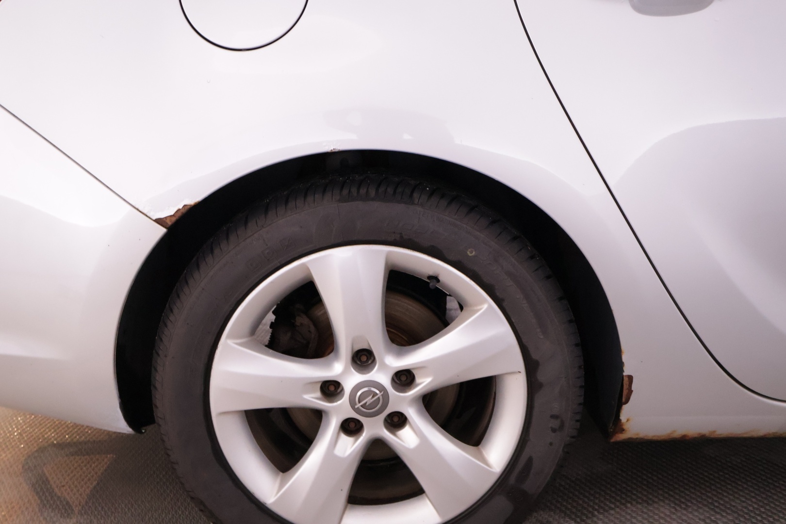 OPEL Astra 2011