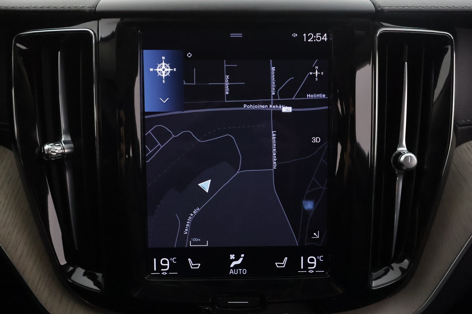 VOLVO XC60 2021