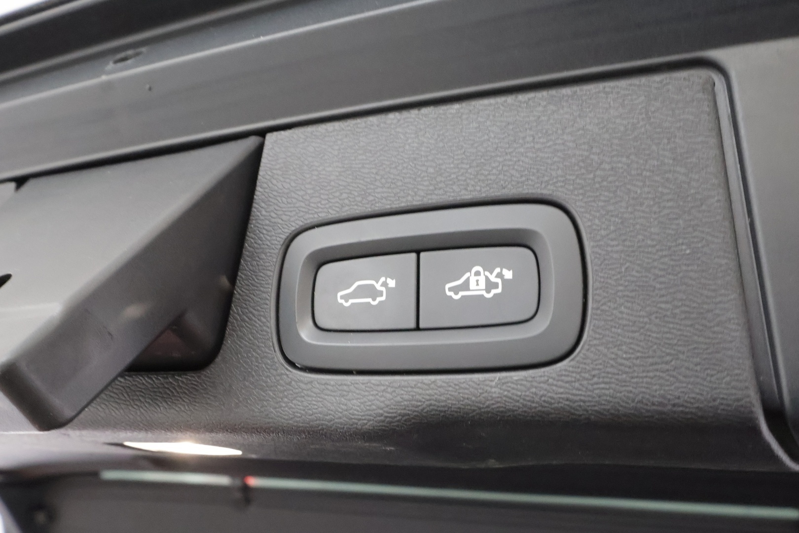 VOLVO XC60 2021
