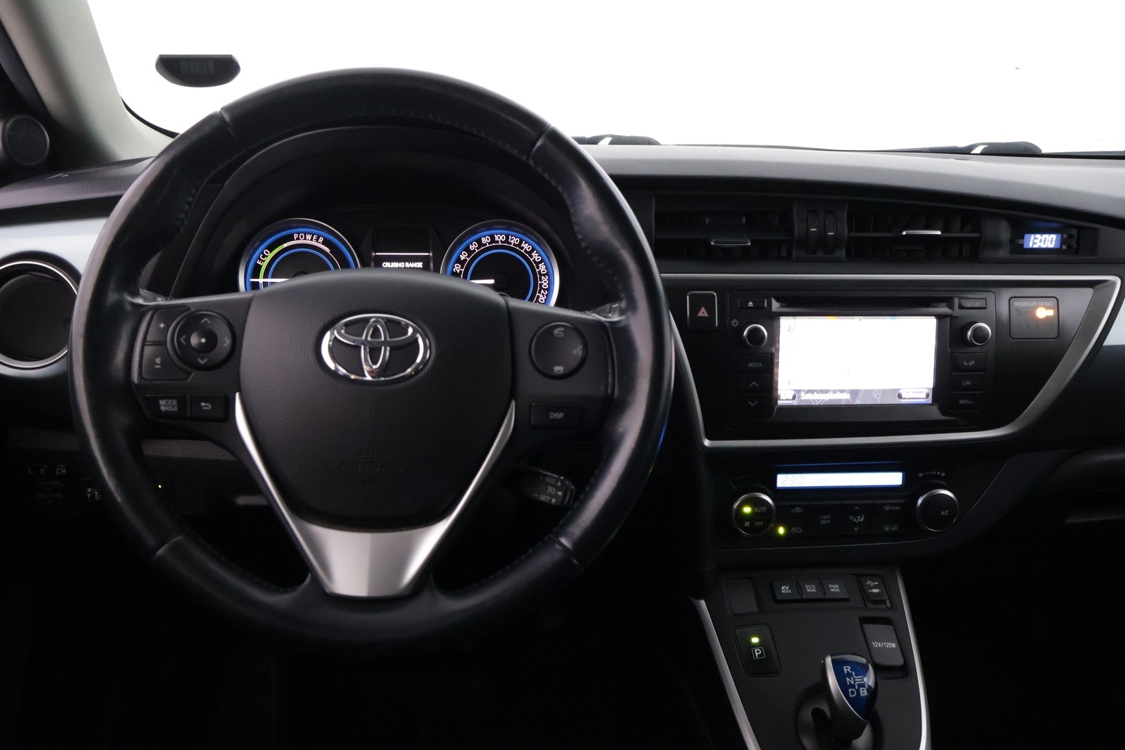 TOYOTA Auris 2014