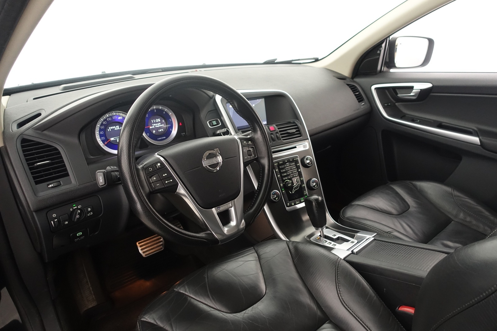 VOLVO XC60 2011