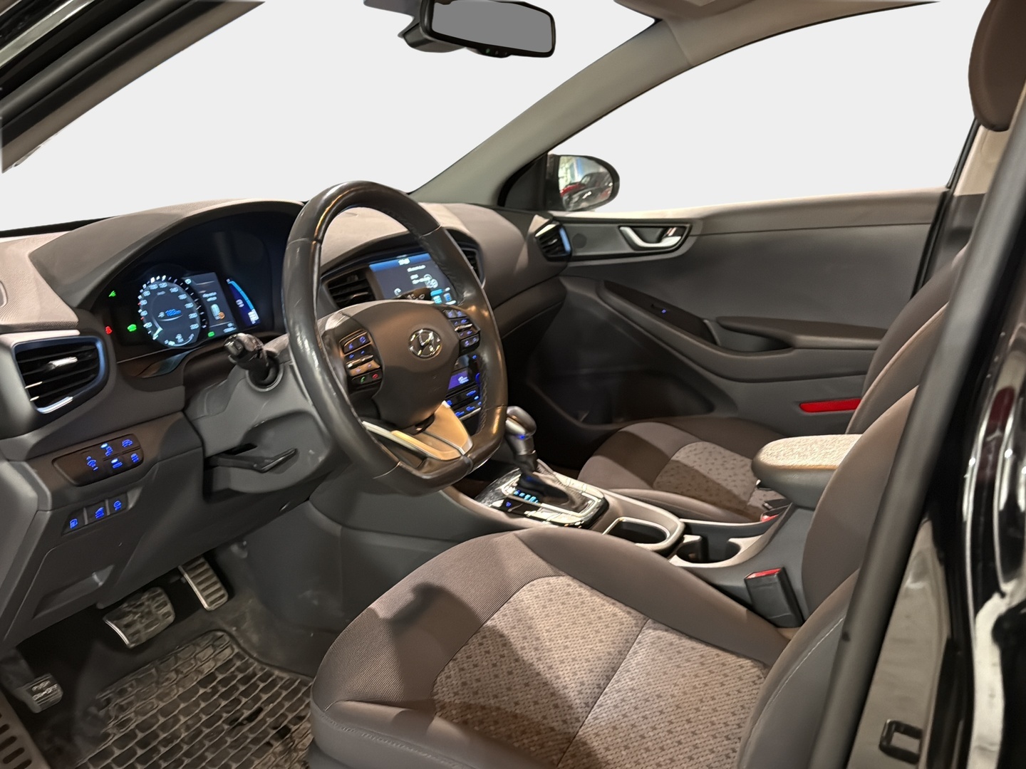 HYUNDAI IONIQ PLUG-IN 2019