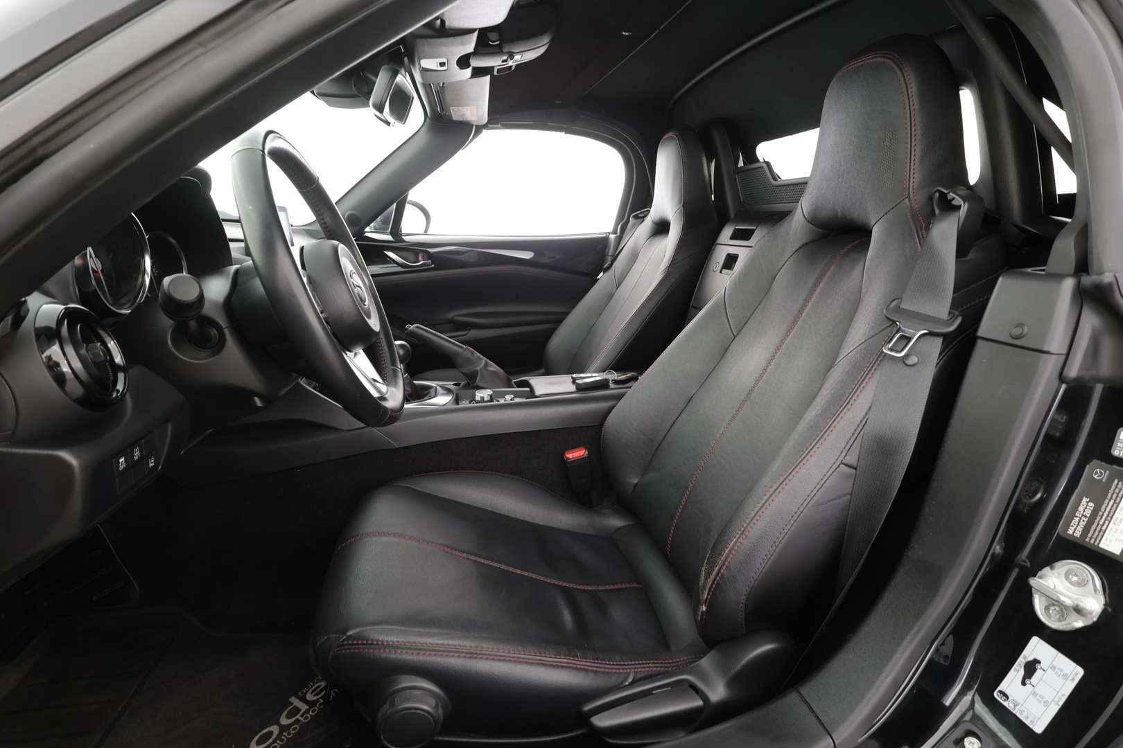 MAZDA MX-5 2016