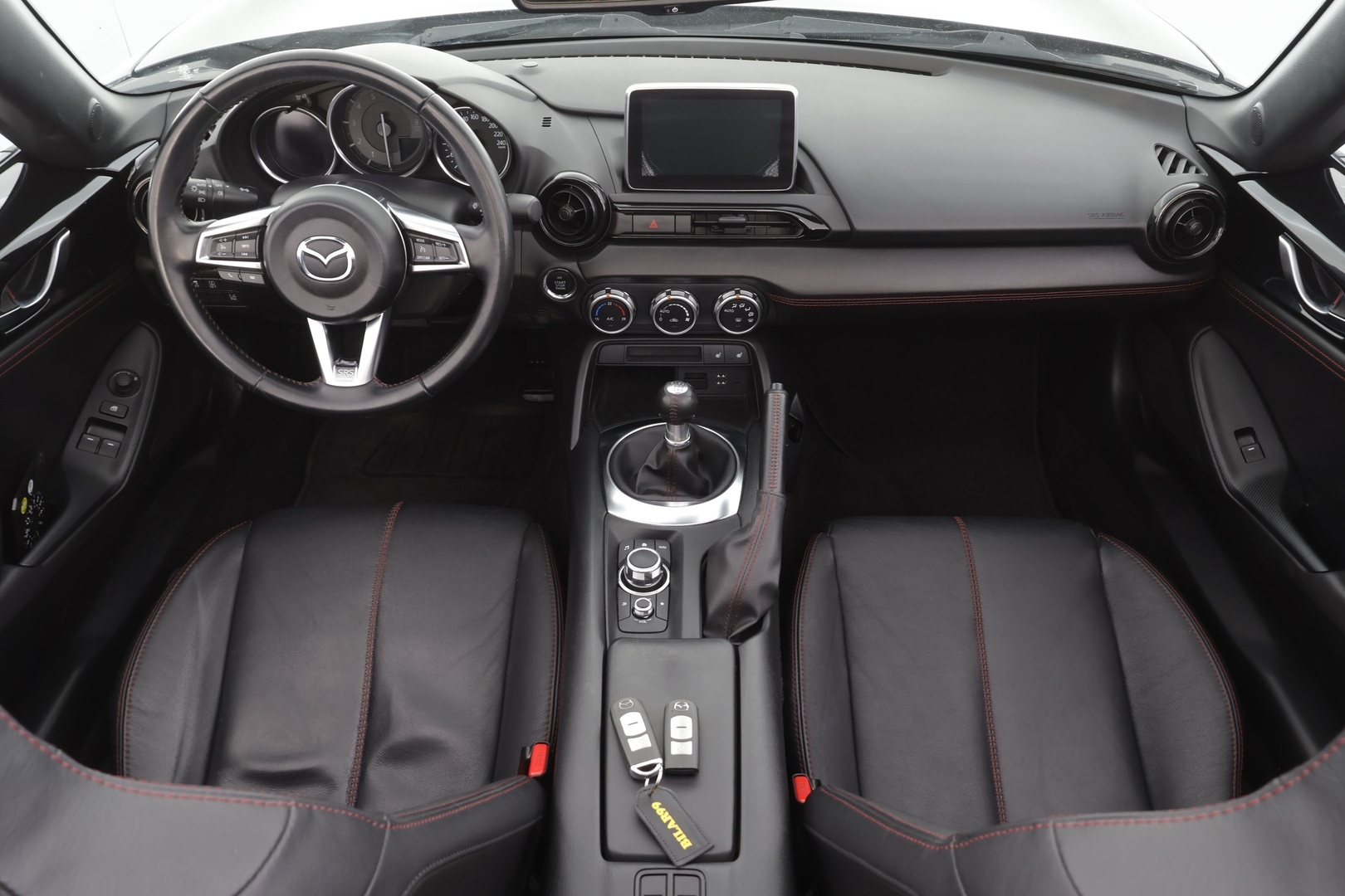 MAZDA MX-5 2016